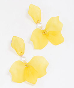 Pearl Acrylic Flower Earrings